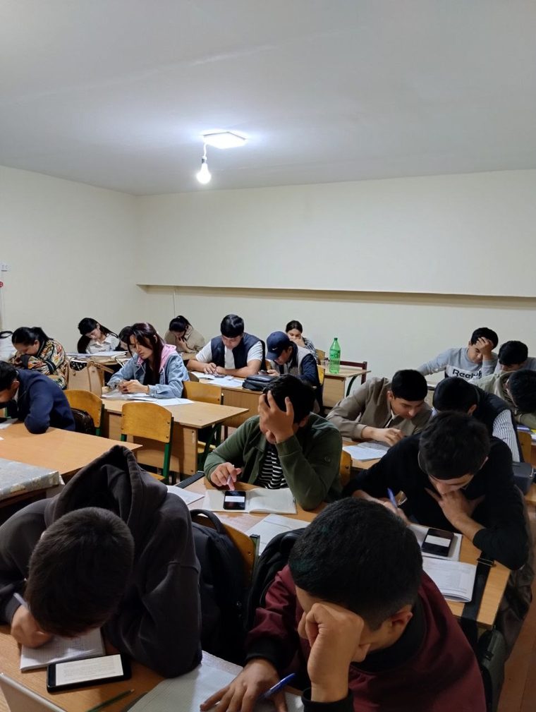 Bugun mashaqqat — ertaga natija: B2 sertifikatga erishgan o'quvchilarimiz